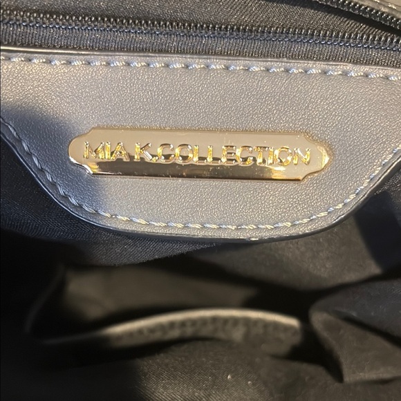 MIA K - Picture 11 of 11